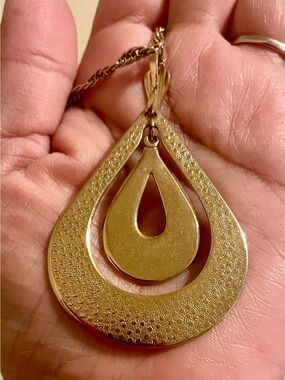 Sarah Coventry Gold-Tone Double Teardrop Pendant Necklace